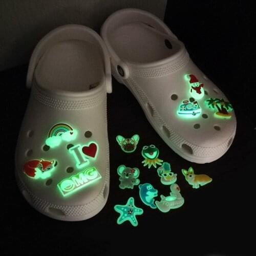 1pcs Animals Fluorescence PVC Shoe Charms Glowing In The Dark Ornaments Luminous Medical Accessories Decorations Kids Gift