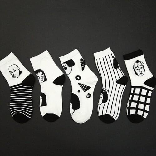 White Black Striped Plaid Japanese Girls Socks Indians Avatar Print Cotton Women Crew Socks Fashion Design Simple Female Socks