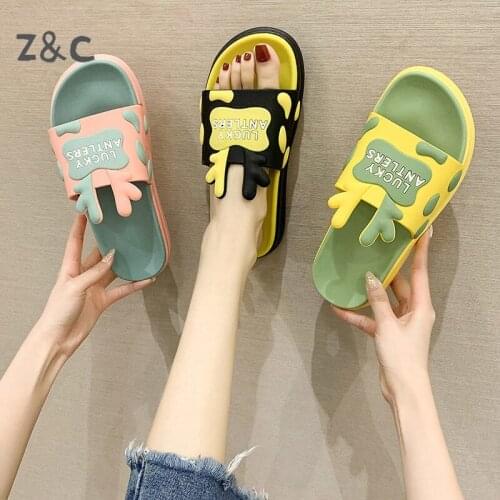 New Slippers for Womens Summer Indoor Anti Slip Soft Bottom Home Bathing Outdoor Fashion Cartoon Lovely Cool Shoes for Girls