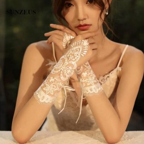 Matrimonio Accessori Lace Bridal Gloves With Sequins Fingerless Women Ivory Gloves For Wedding SFG11