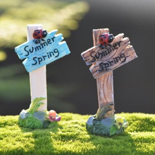 1pcs Mini Simulation Ladybug Signpost Artificial Moss Micro Landscape Micro Fairy Garden Decoration Figurines Miniature