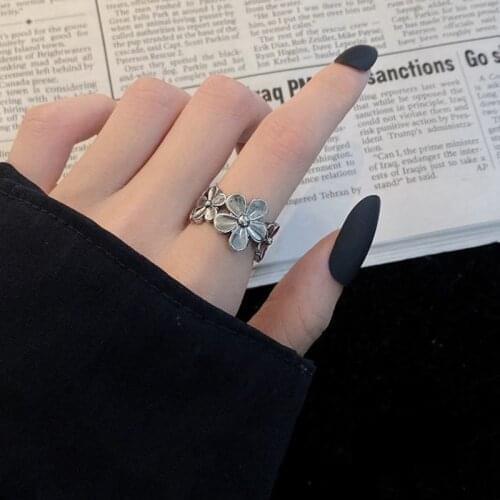 Cute Silver Color Daisy Flower Rings For Women Romantic Boho Sunflower Love Statement Flower Ring Wedding Girls Daisies Jewelry