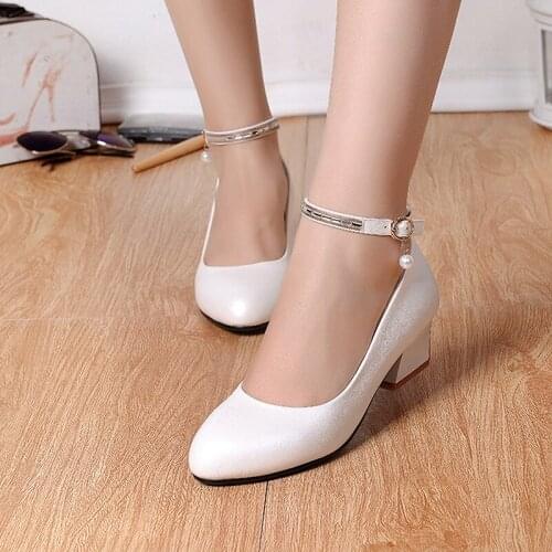 Party style comfortable round toe pumps fashion crystal beading buckle black red white medium with thick heel womens shoes