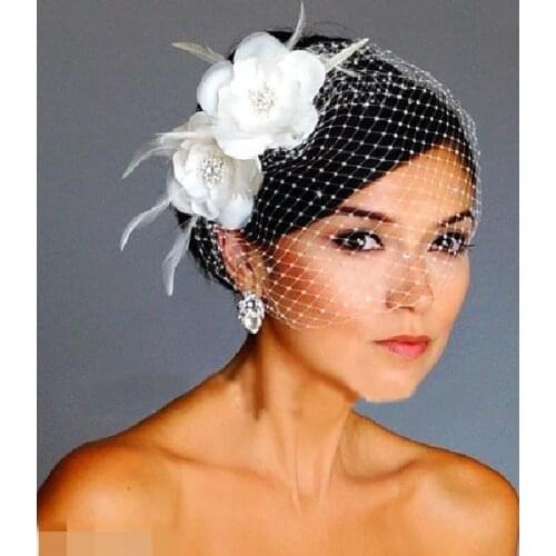 Vintage BirdeCage Veil Wedding Veil Birdcage Veil Netting Face Short Feather Flower White Fascinator Bride Hats with Veil