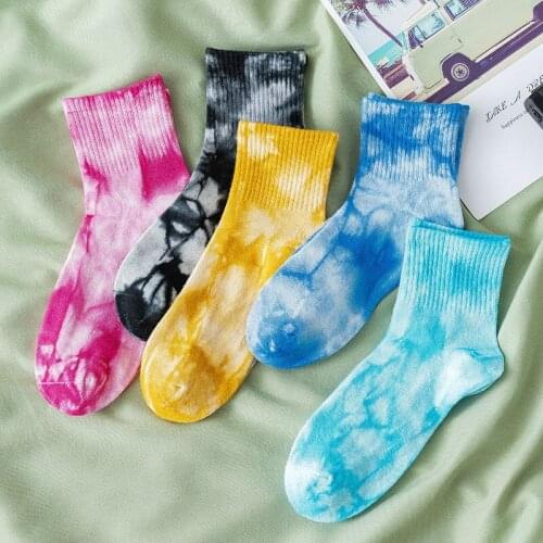 Tie Dye Women Socks Crew Kawaii Thin Cotton Woman Sock Sox Red Skateboard Ladies Spring Classic Lady Fashion Calcetines Hombre