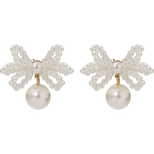 Cute Elegant Buttrefly Pearl Studs Earrings For Women Wild Personality Metal Ear Jewery Gift For Birthday Gifts