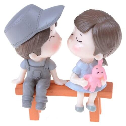 1set Sweety Lovers Couple Chair Figurines Miniatures Fairy Garden Gnome Moss Valentines Day Gift Resin Crafts Home Decoration