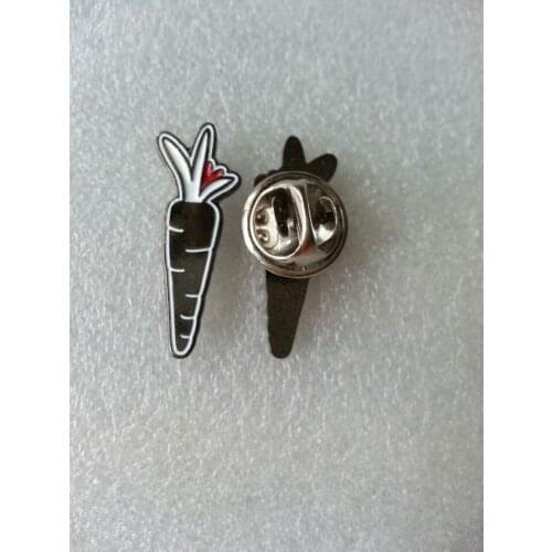 Customized iron soft enamel pin badge, iron soft pins black nickel plating without epoxy