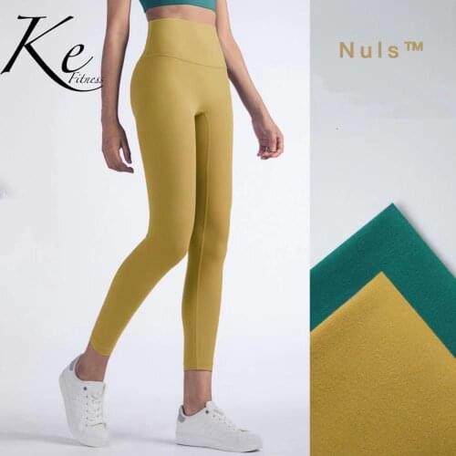 KE no embarrassment Y line plum powder solid color nude high elastic net red yoga peach hip high waist fitness tights