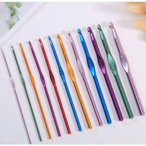 2/2.5/3/3.5mm 4Pcs/lot Aluminum Oxide Knitting Needles Crochet Weave Crochet Needles Set Sweater Knitting Yarn Knit Hook Tools