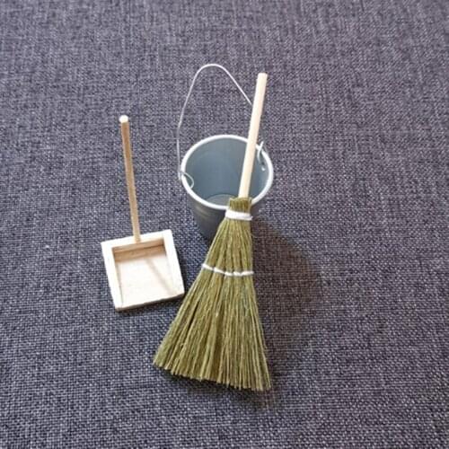 1:12 Miniature Dollhouse Broom Wooden Witch Furniture Figurines Ornament Doll Kitchen House Accessories Toys S/L Size