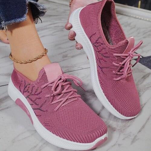 Lightweight Sneakers Flying Woven Breathable Lace-up Walking Shoes Casual Comfortable Flat Shoes Women