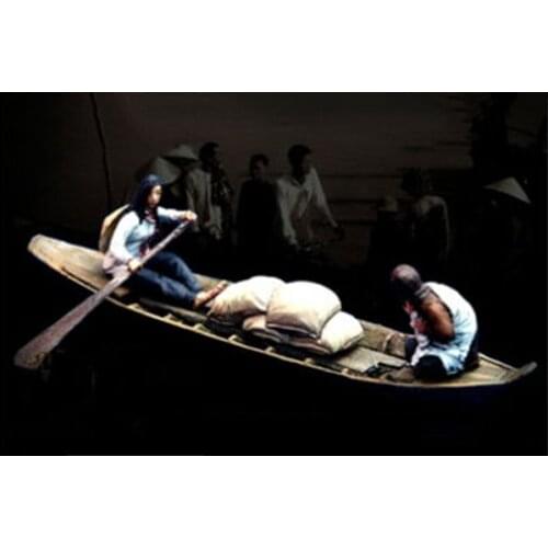 1/35 ancient 2 Crew Wooden Boat and Accessories Resin figure Model kits Miniature gk Unassembly Unpainted