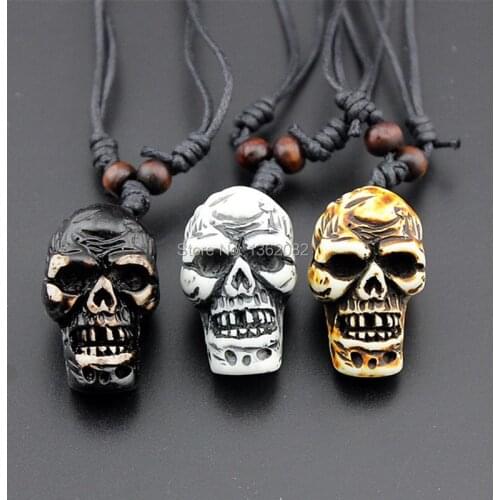 NEW Men Womens Imitation Yak Bone Carving Horror Devil Skull Pendant Halloween Skull Necklace Amulet Gift MN600
