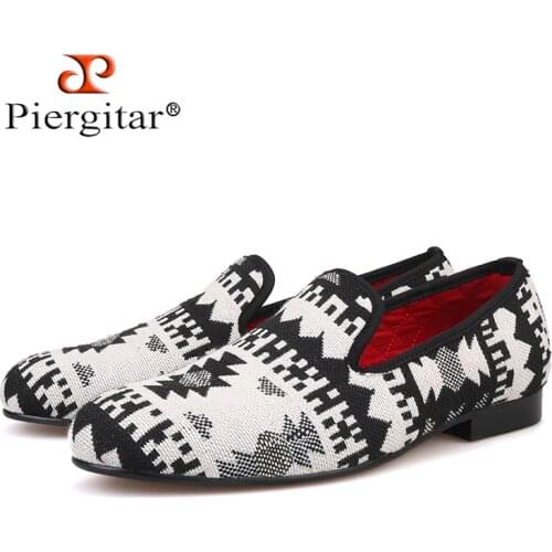 Piergitar 2019 New black and white cotton fabric men loafers retro style handmade men smoking slippers plus size males flats