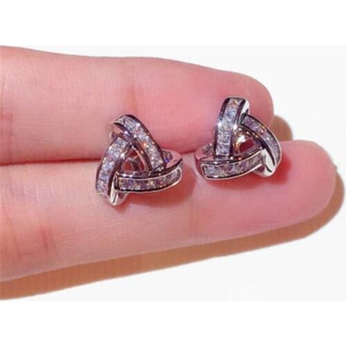 New Fashion Korean Earrings For Women Stud Earrings Exquisite Super Shiny Rhinestone Earrings