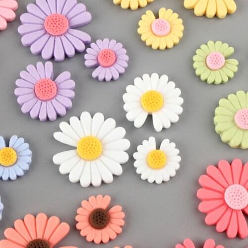 Kawaii Daisy Flower Cabochon Flatback DIY Jewelry Findings Ornament Accessories Floral Hair Clip Patch Sticker Cameo Cabochon