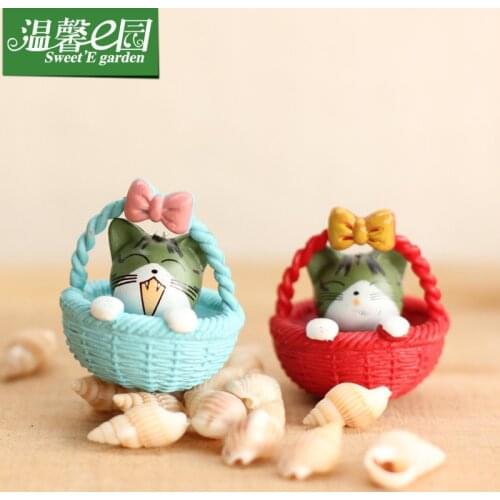 4pcs Cartoon Basket Cat Kitty Kitten Model Small Statue Car Figurine Crafts Garden Figure Ornament DIY Miniatures