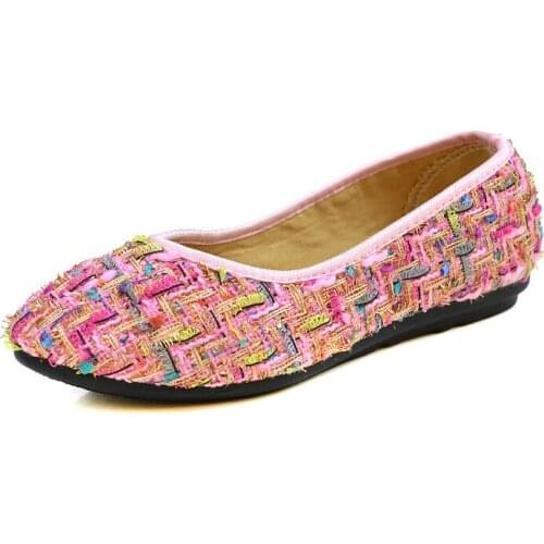 Women Slip on Canvas Shoes Lightweight Mother Shoes Flats Sneakers Walking Casual Old Peking Travel Shoes Lady Loafers for Women