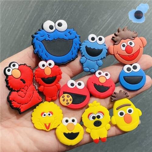 1pcs Cookies icon Shoe Buckle Garden flip flop Shoes Charms Accessories PVC Shoe Decoration for Wristbands Croc jibz Kids Gifts