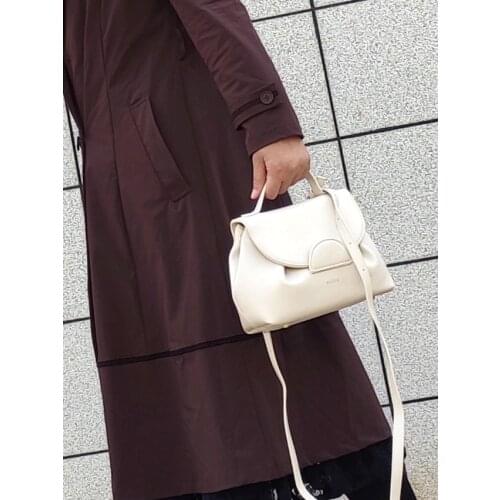 French Niche Design Small Square Bag 2021 Womens New One Shoulderbag Girls Straddle small handbag Ladies crossbody Bag