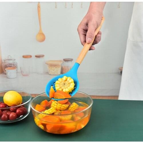 Cooking Strainer Non-Stick Heat-Resistant Silicone Colander With Wooden Handle Colander Spoon Skimmer Strainer for Home Tools