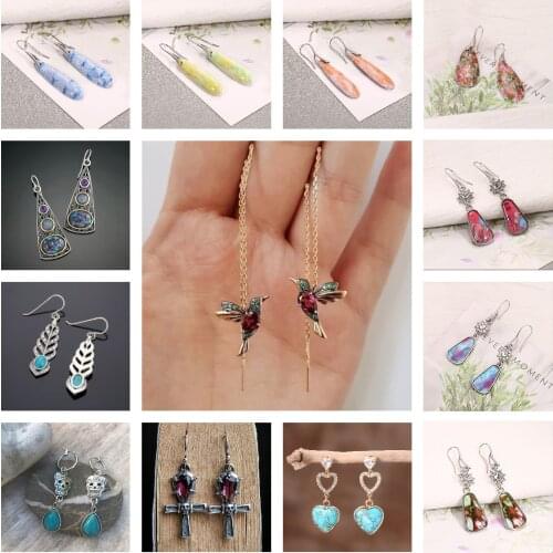 Vintage Punk Bird Shape Demon Eye Long Earring Women Court Style Zircon Colorful Drop Earrings Token Feminine Charm Jewelry