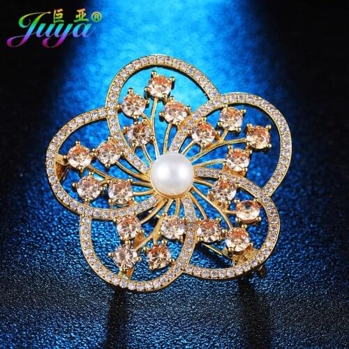 2017 Ali Moda Thanksgiving Day Christmas Gift Micro Pave Zircon Rhinestone Crystals Pearls Women Gold Flower Lapel Pins Brooches