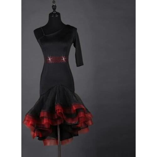 2019 Black Latin Dress Women Rhinestone Dress Sloping Shoulder Single Sleeve Tango Dress Samba/Cowboy Roupa Latin Dance VDB601