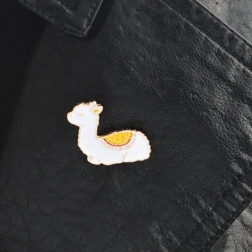 Llama Enamel Pin Cute Animal Brooches Hard enamel lapel pins Backpack Bags Accessories Girl jewelry Accessories Gifts