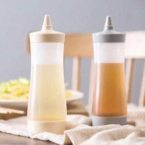 350ML Squeeze Bottle Kitchen Accessories Gravy Boat Plastic Sauce Vinegar Oil Ketchup Gravy Cruet Condiment Dispenser