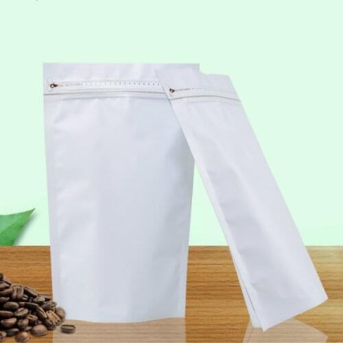 100pcs Universal white half pound coffee self supporting zipper bag coffee valve bags matte aluminized film package
