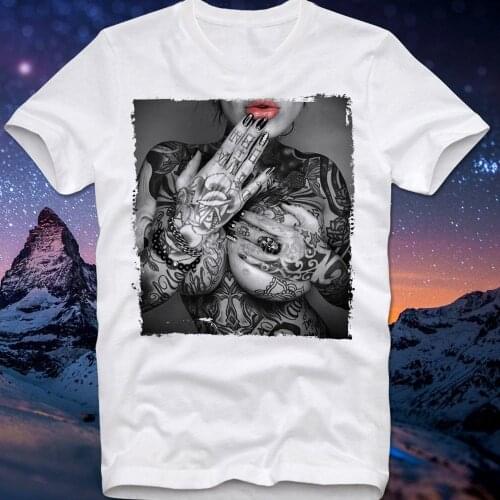 T Shirt Hot Lips Sexy Girl Tattoo Inked Bad Bitch Naughty Seductive Pinup Pin Up Men Cotton Tees Streetwear Harajuku
