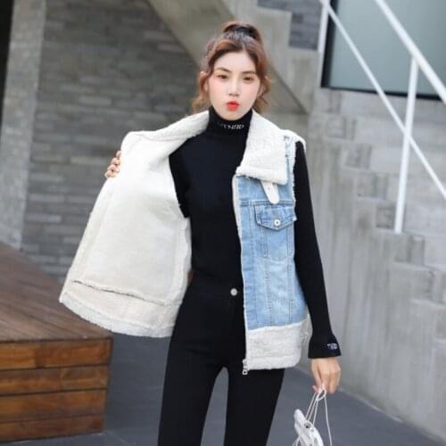 Winter Women Fur Lining Thick Warm Sleeveless Jacket Patchwork Denim Vest Casual Streetwear Waistcoat Faux Lamb Fur Vest Coat