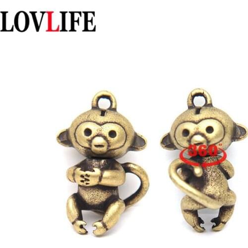 Retro Cute Cartoon Monkey Figurines Keychain Pendant Jewelry Accessories Head Rotation 360° Creative Metal Copper Keyring Gifts
