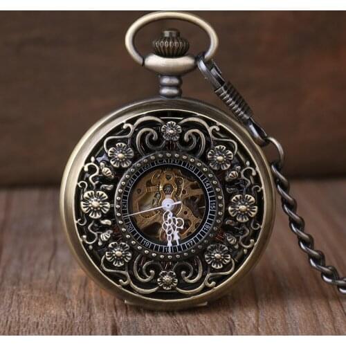 Vintage bronze pattern steampunk mechanical pocket watch men and women classic Roman numerals hollow jewelry pocket watch