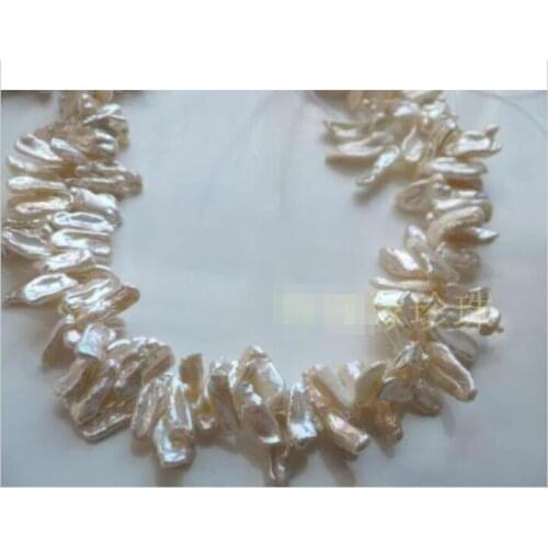 Charming 18" 18mm natural white pearl necklace