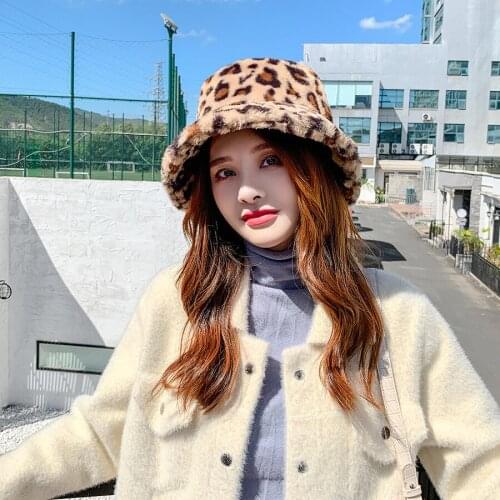 2020 Small Leopard Fur Bucket Winter Plush Fisherman Hats For Women Soft Warm Thick Basin Cap Wind Protection Bucket Hats