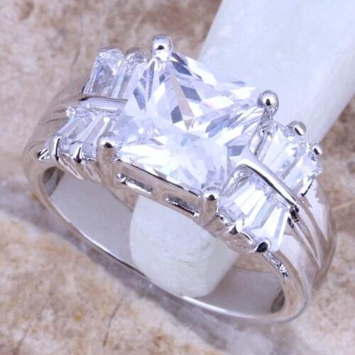 Magnificent White CZ Silver Plated Womens Jewelry Ring Size 6 / 7 / 8 / 9 R0383
