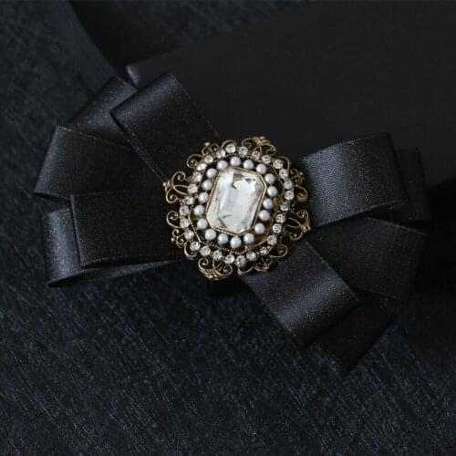 Fashion Necktie Groom Toastmaster Diamond Bow Ties Bowknot Wedding Birthday Party Gifts Elegant Butterfly Silk Gravata Bow Tie