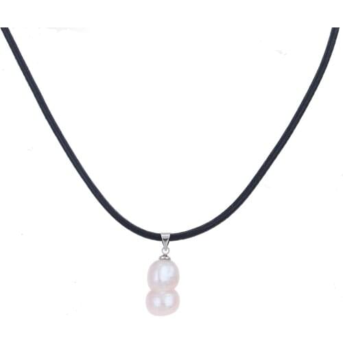 Lureme Simple Gourd Shape White Freshwater Pearl Leather Pendant Necklace Choker for Women and Girls (nl005421)