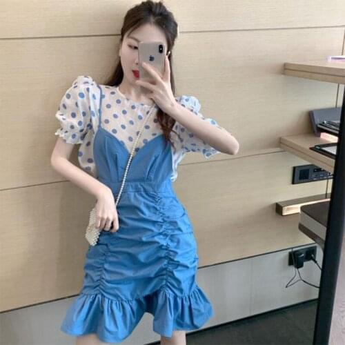 Womens Suit V-neck Short-sleeved Polka-dot Puff Sleeve Top + Pleated Ruffled Sling Dress Spring and Summer Korea Skirt Suit