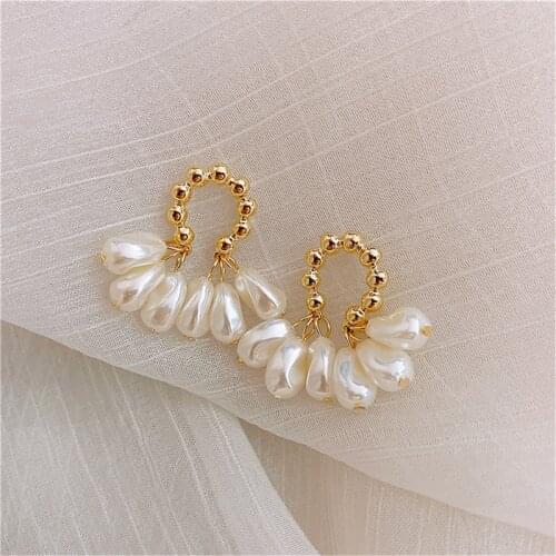 2021 Korea New Fashion Baroque Pearl Earrings Temperament Personality Versatile Pendant Earrings Elegant Jewelry For Women