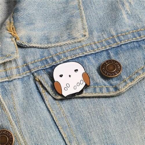 Cute Animal Enamel Pins Hedwig Snow Owl Cartoon Brooches Badge Jackets Shirt Backpack Lapel Pin Witchcraft Jewelry Gift for Kids