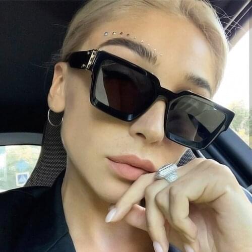 New Fashion Ladies Square Sunglasses Women Goggle Shades Vintage Brand Designer Oversized Sun Glasses UV400 Eyewear
