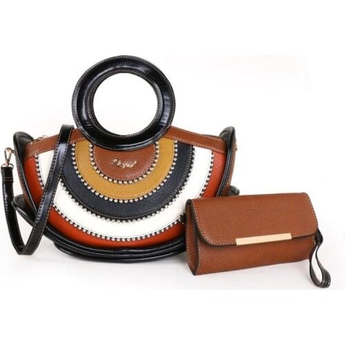 The new ring handle fashion dumplings, buns, and mother-of-pearl messenger portable handbags, bead chain stitching, one-shoulder