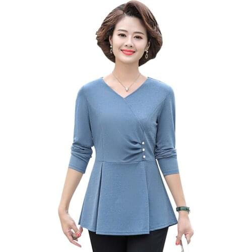Long Sleeve T-Shirts For Women Plus Size Mother Tops Spring Fall 2021 New Fashion V-Neck Bottom Shirt 5XL Pullover Clothing