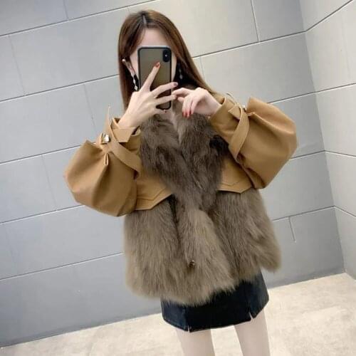 Winter 2021 New High-quality Lady Faux PU Leather Jacket Stitching Faux Fox Fur Short Fur Coat Fashion Warm Locomotive Outerwear