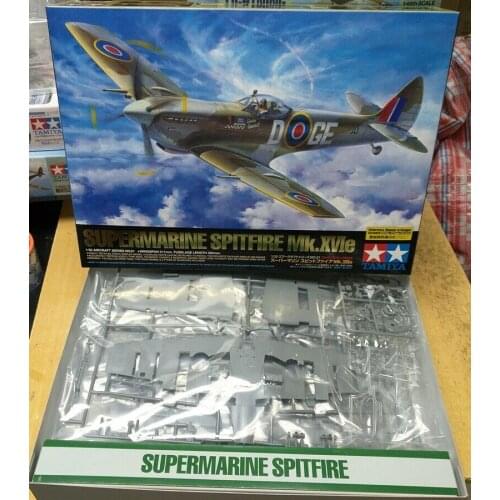 Supermarine Spitfire Mk.XVIe TAMIYA 1:32 plastic model kit 60321