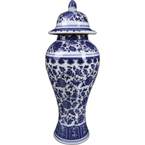 Jingdezhen ceramics collection of blue and white porcelain with lotus pattern